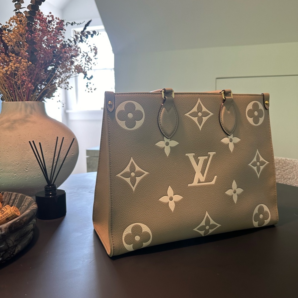 Louis Vuitton Beige Monogram Reverse OnTheGo Tote